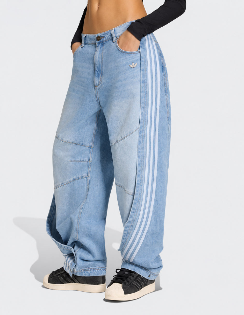 Adidas Originals Oversized Baggy Jeans – Vintage Wash